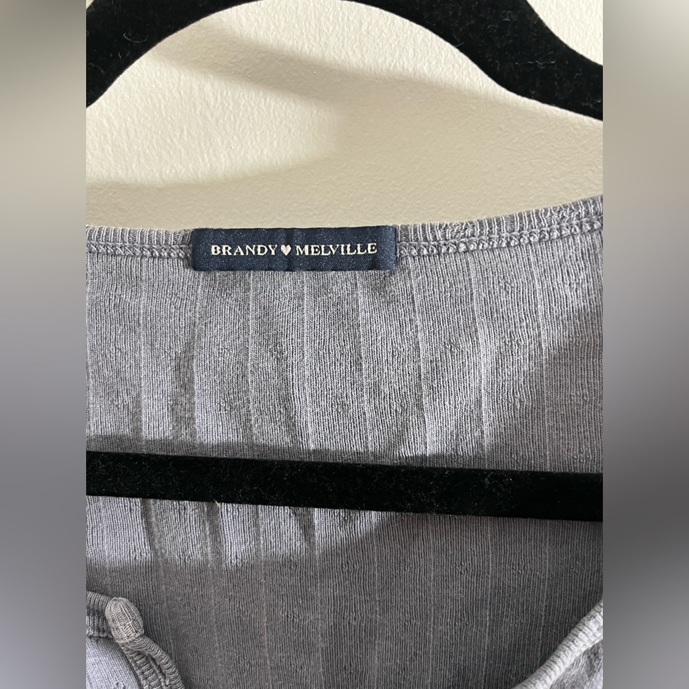 Brandy Melville Slate Blue Zelly Long Sleeve Crop - Picture 4 of 8